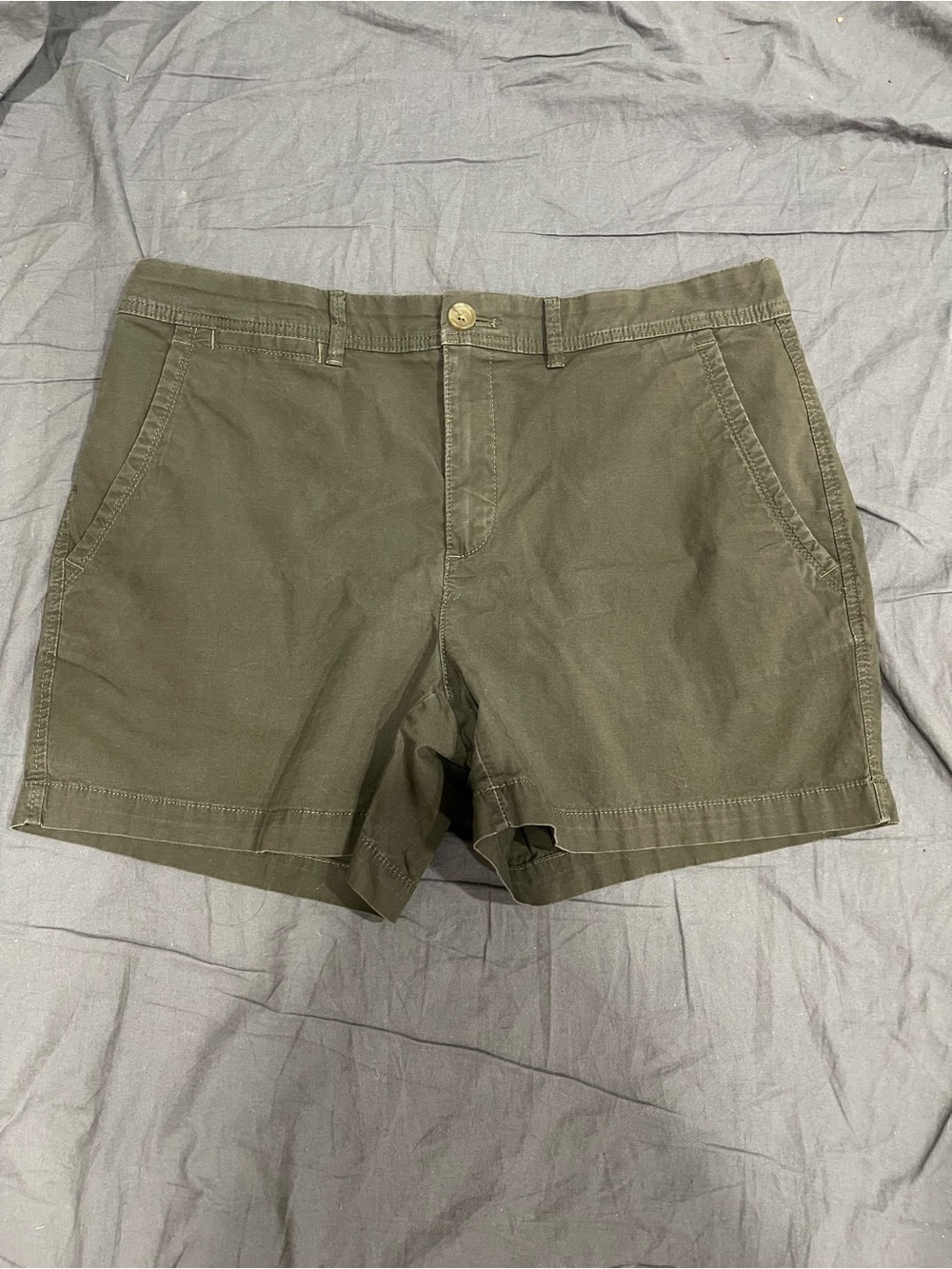 Banana Republic Olive Green High Waist Women’s Shorts